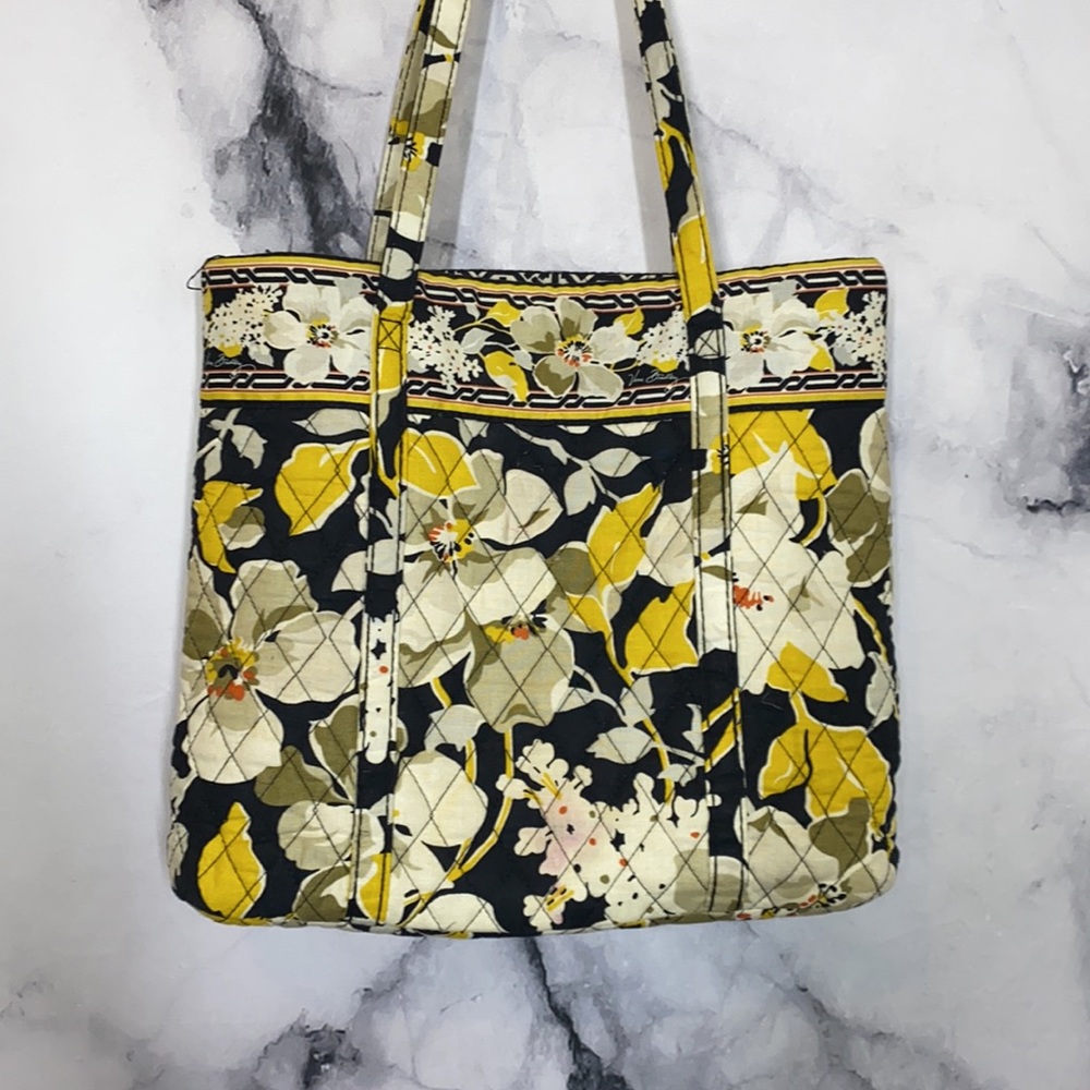 VERA BRADLEY quilted floral fabric small tote bag - Picture 2 of 7